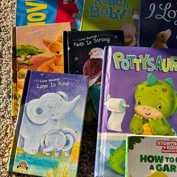 Children's Book Collection Set - Picture 2 of 4